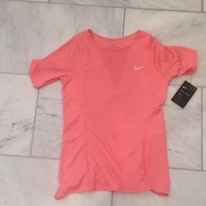 Brand new Nike women's workout shirt